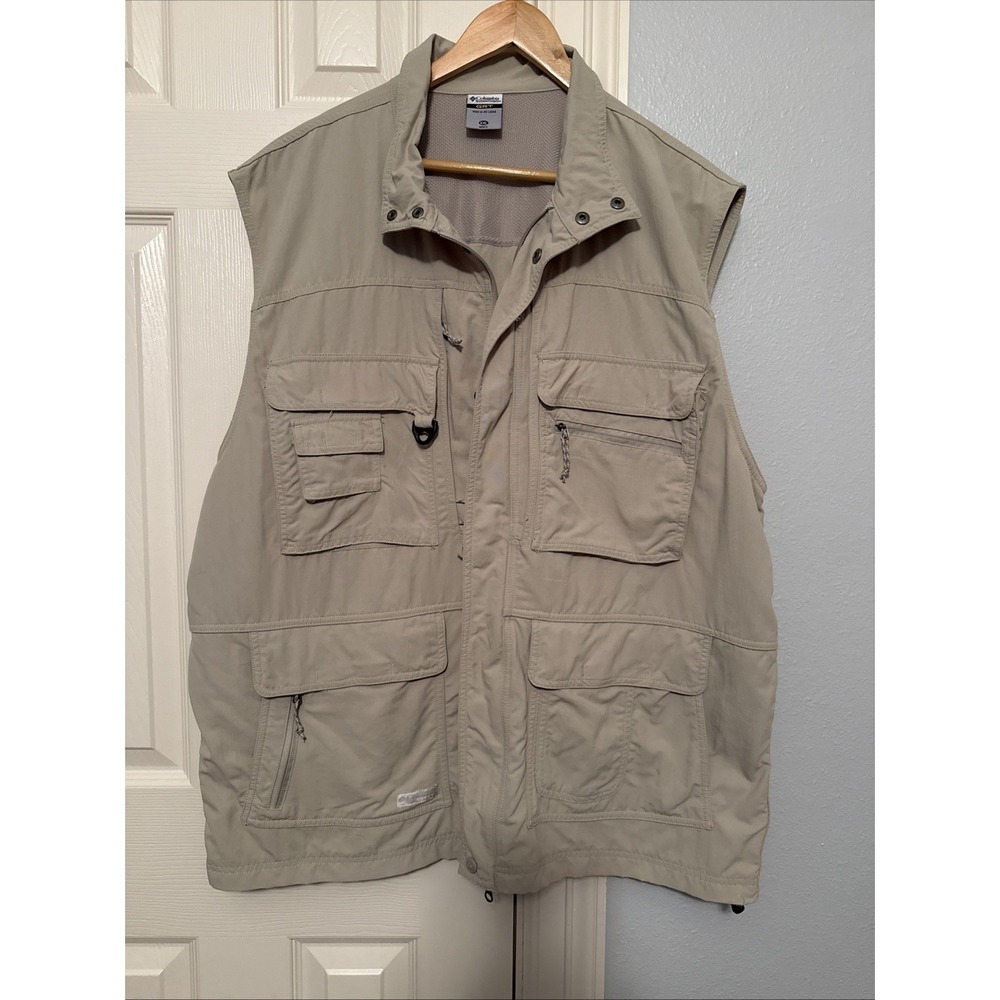 Vintage Columbia Men's GRT Omni Dry Outdoor Photography/Hiking/Travel Vest XXL